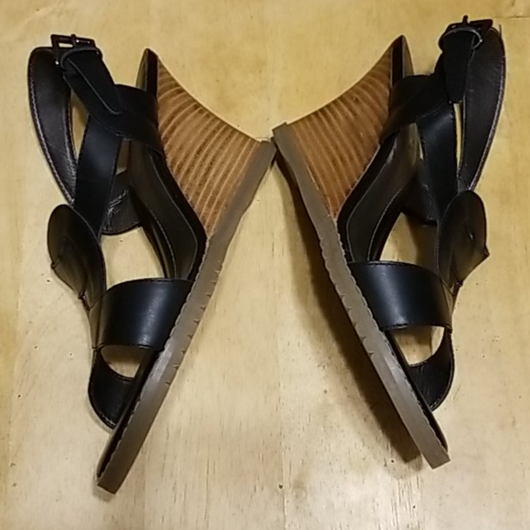 <MARKON> Monte Wood-Look Wedge Sandal - Size 8M - Picture 12 of 16